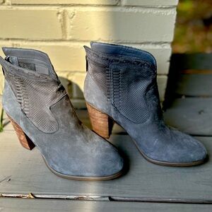 Vince Camuto Gray Women’s Booties